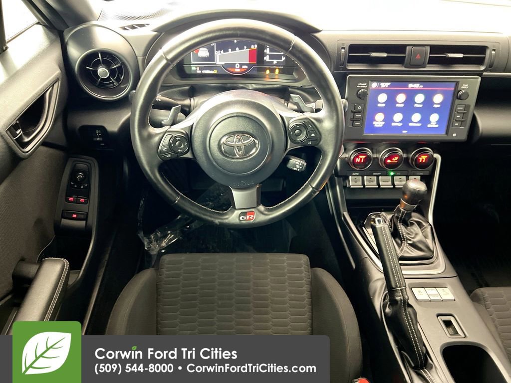 Used 2022 Toyota GR86 Base image 24
