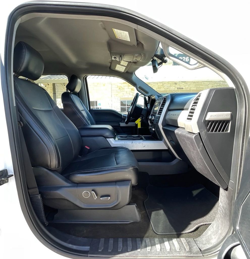 Used 2017 Ford F250 Lariat w/ Lariat Value Package AWD/4WD image 27