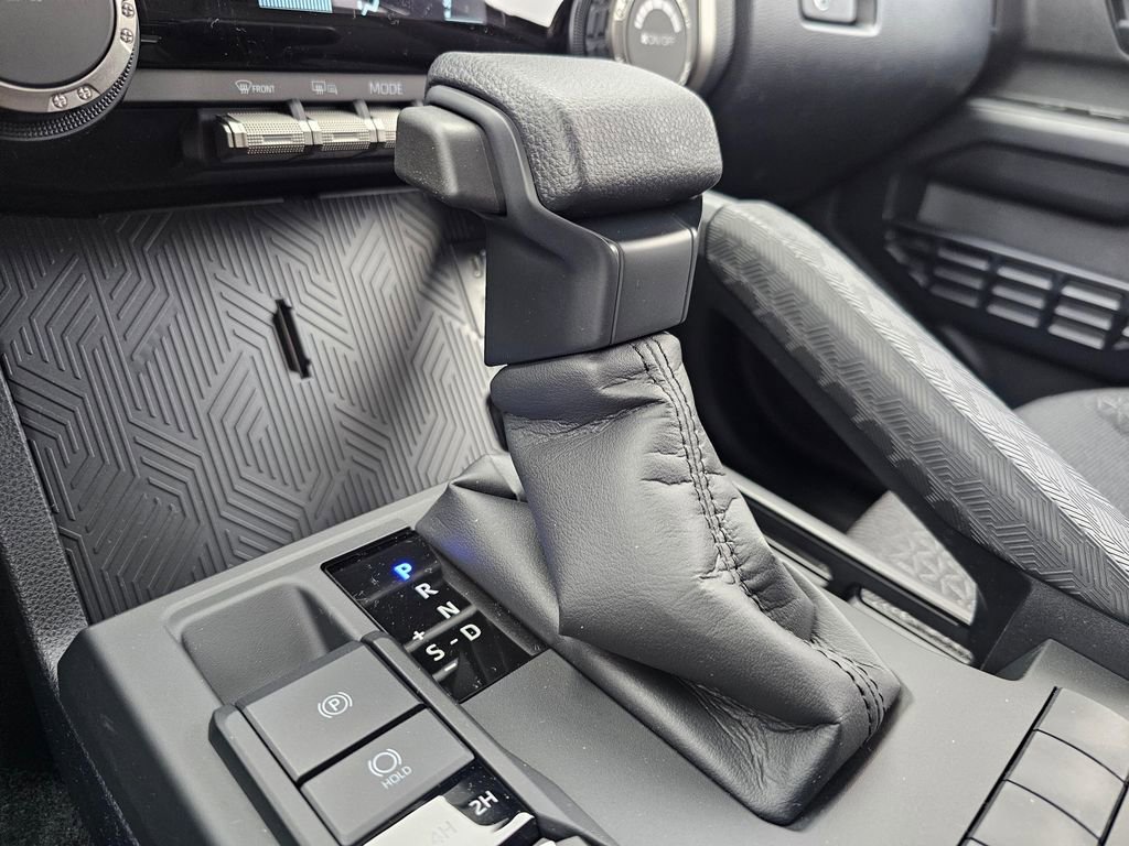 New 2026 Toyota 4Runner SR5 AWD/4WD image 37