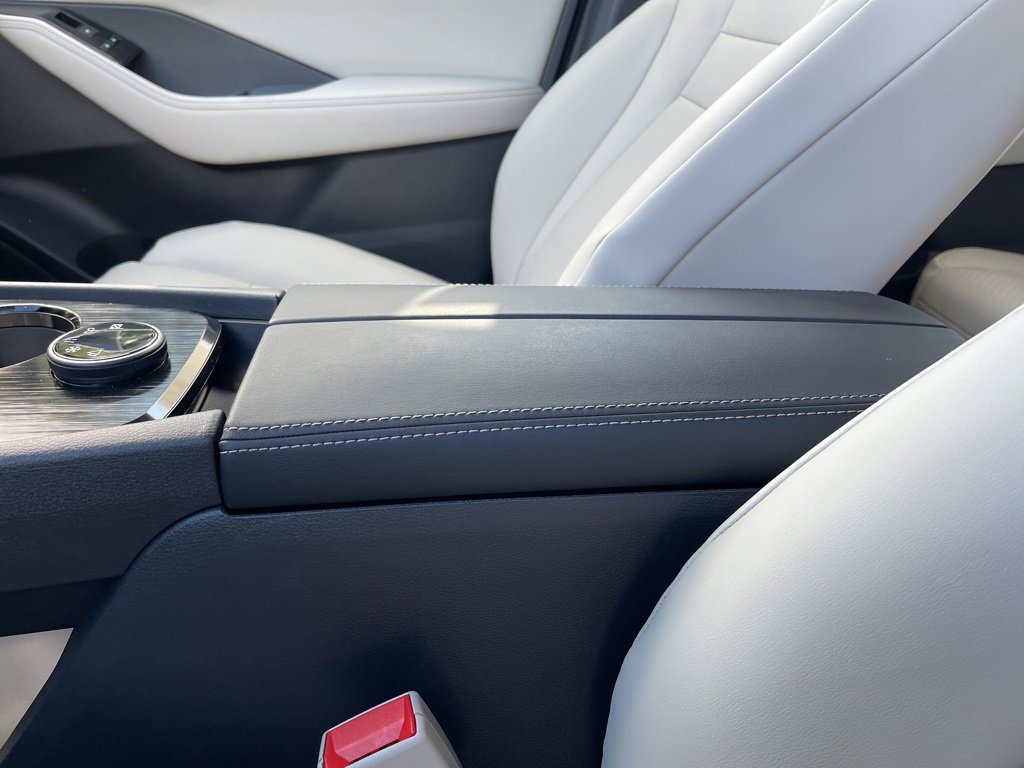 New 2026 Nissan Rogue SV w/ SV Premium Package image 12