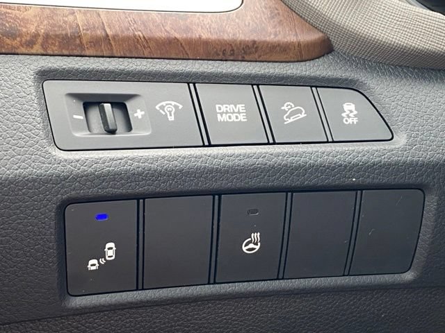 Used 2018 Hyundai Santa Fe Sport FWD image 14