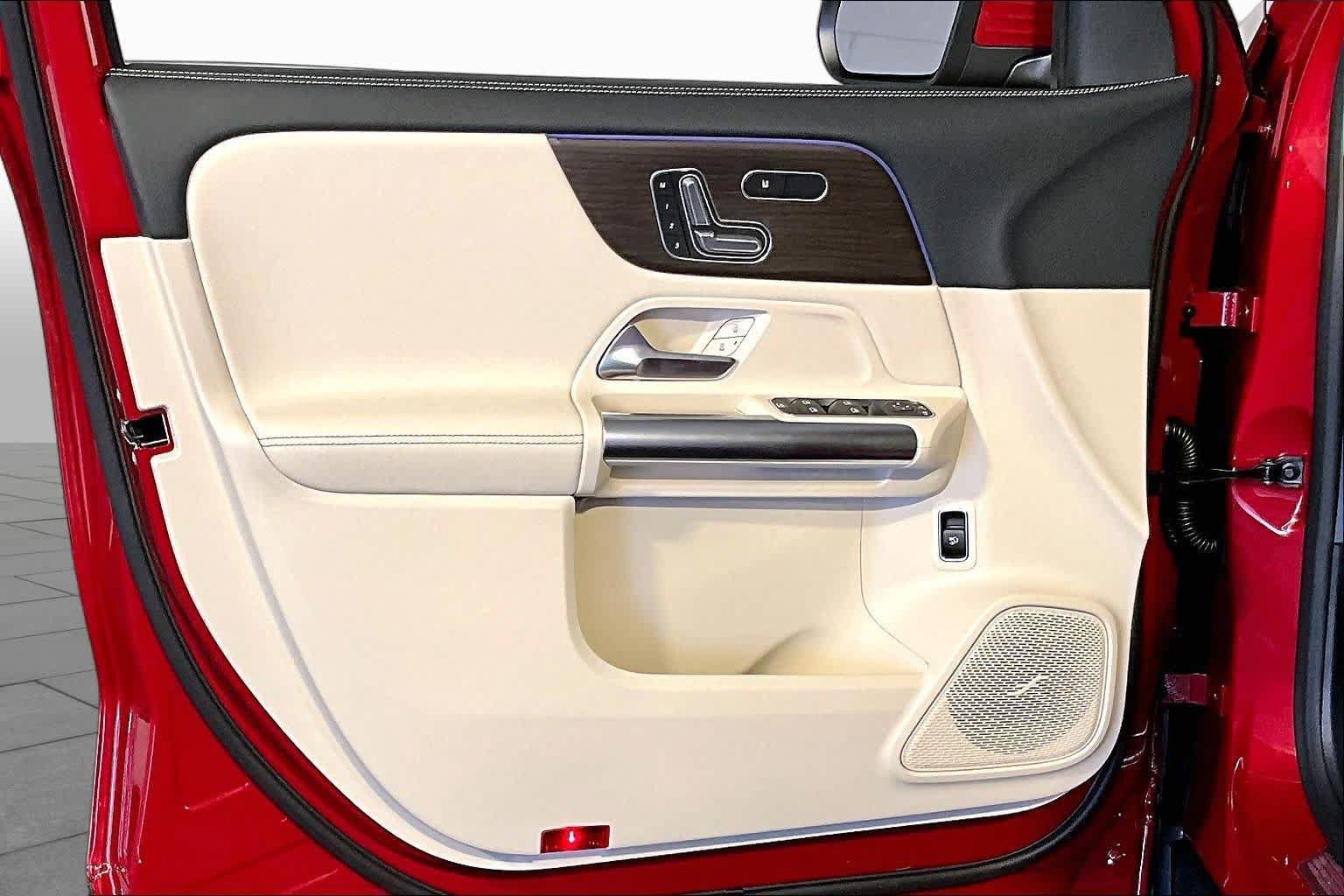 New 2026 Mercedes-Benz GLA 250 4MATIC image 11