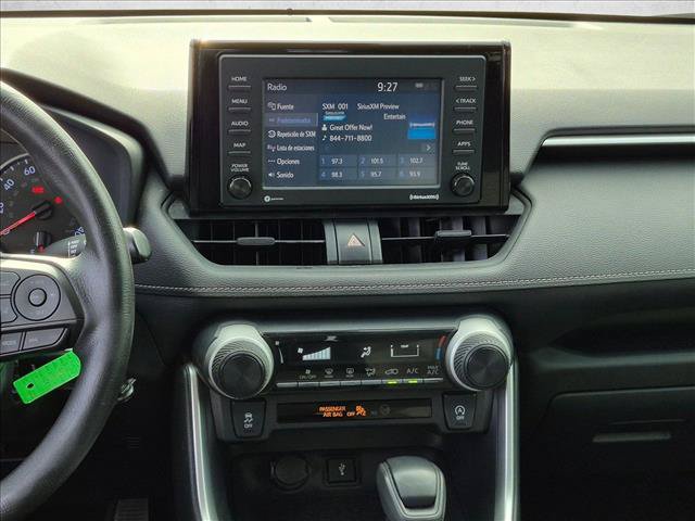 Used 2020 Toyota RAV4 LE AWD/4WD image 13