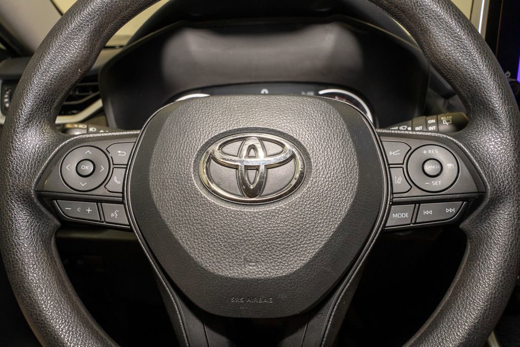 Used 2024 Toyota RAV4 XLE image 16