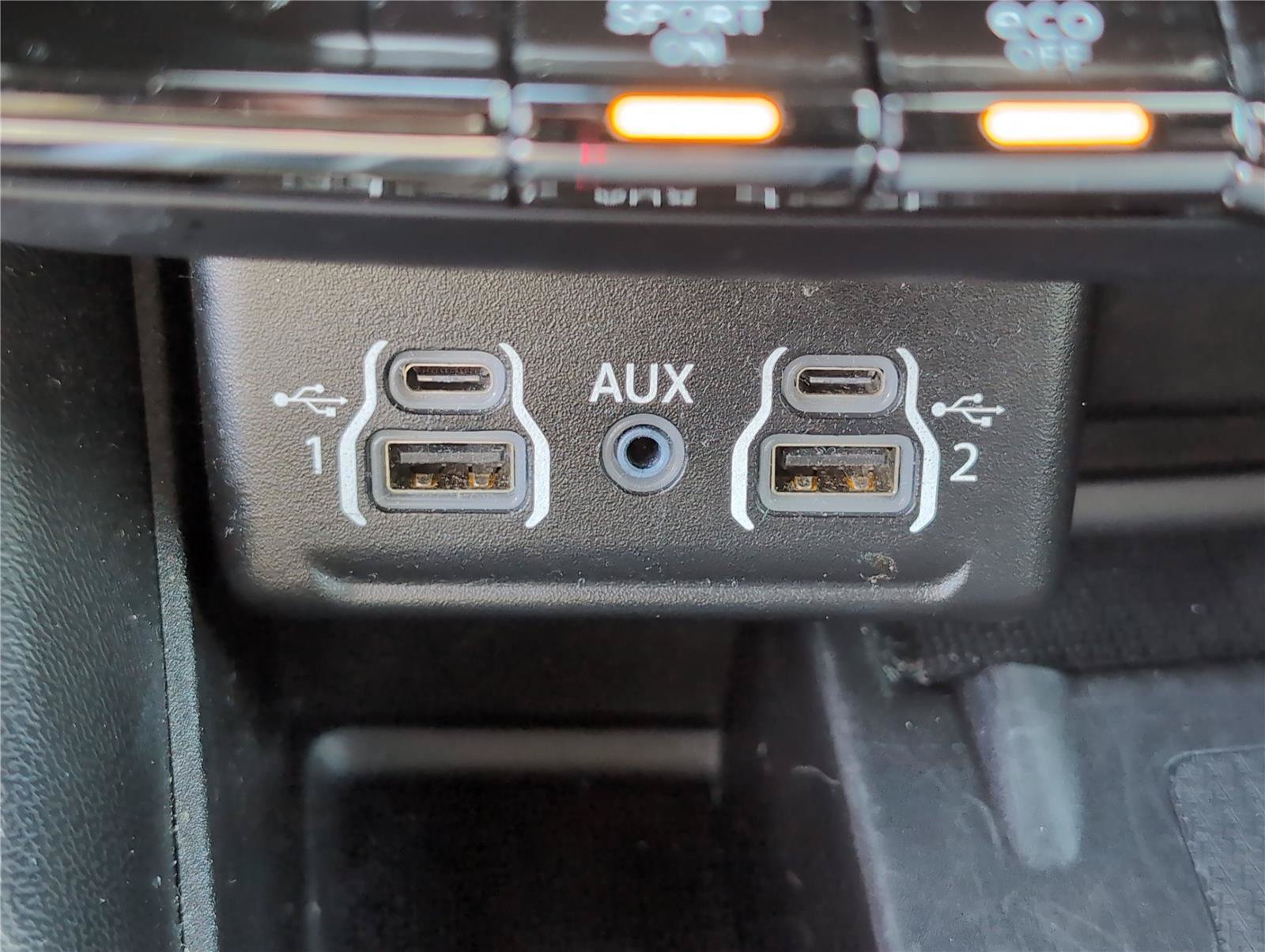 Used 2022 Dodge Durango R/T AWD/4WD image 25