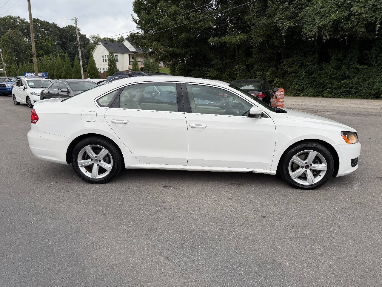 Used 2013 Volkswagen Passat 2.5 SE FWD image 4