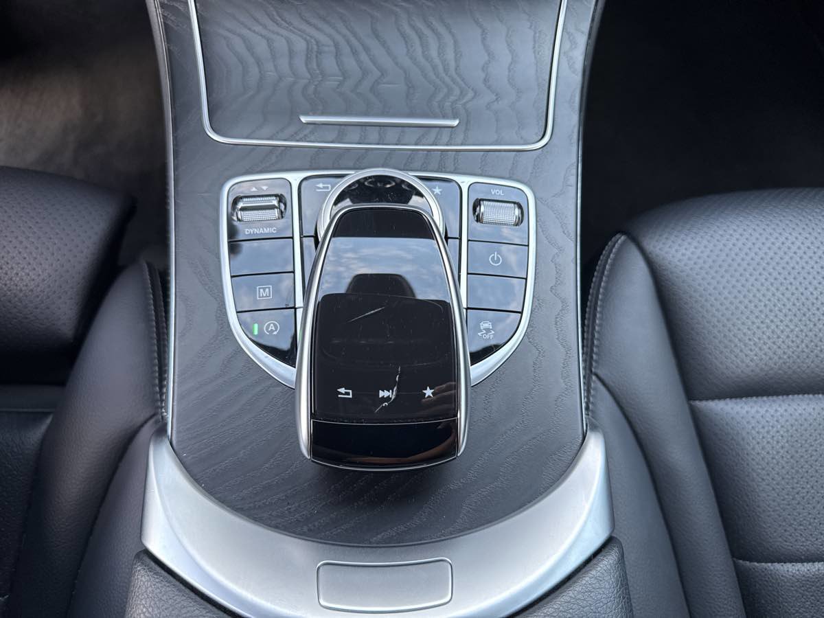 Used 2019 Mercedes-Benz GLC 300 image 32