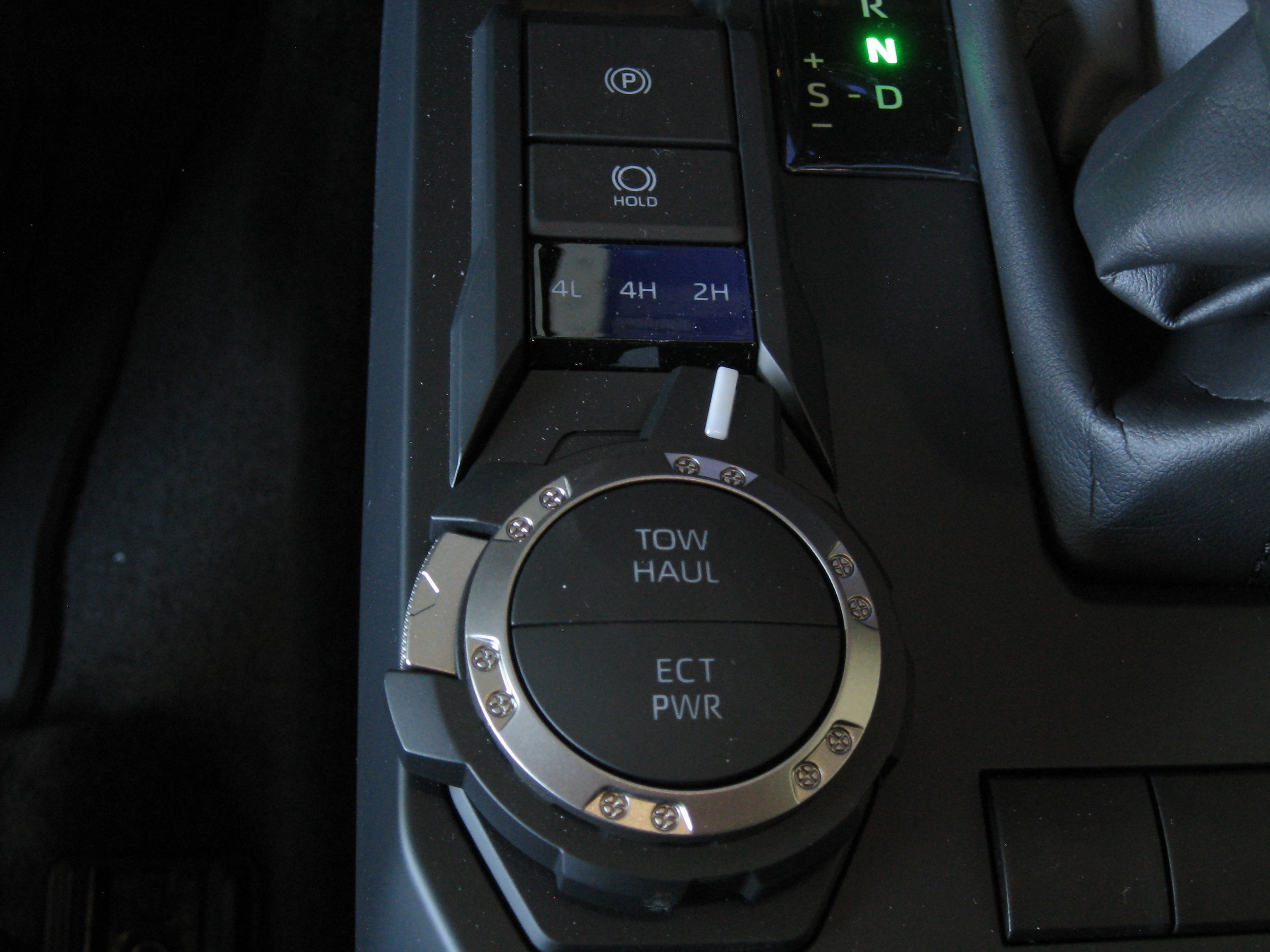 New 2025 Toyota Tacoma SR5 image 13