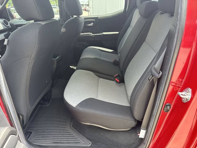 Used 2022 Toyota Tacoma TRD Sport w/ Technology Package AWD/4WD image 14