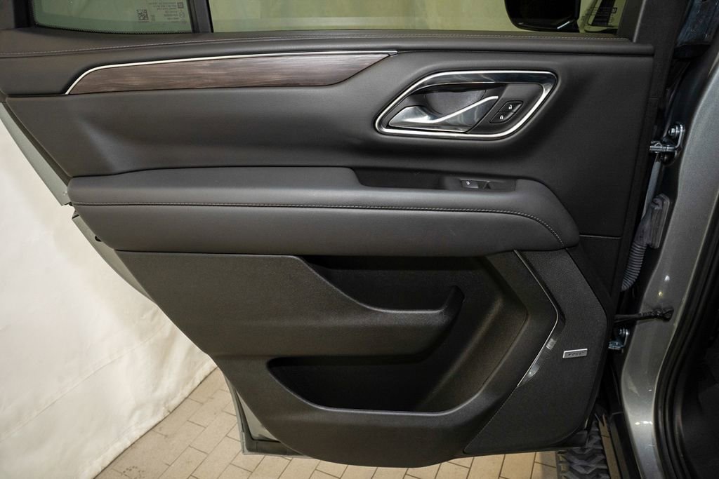 Used 2023 Chevrolet Tahoe Z71 AWD/4WD image 13