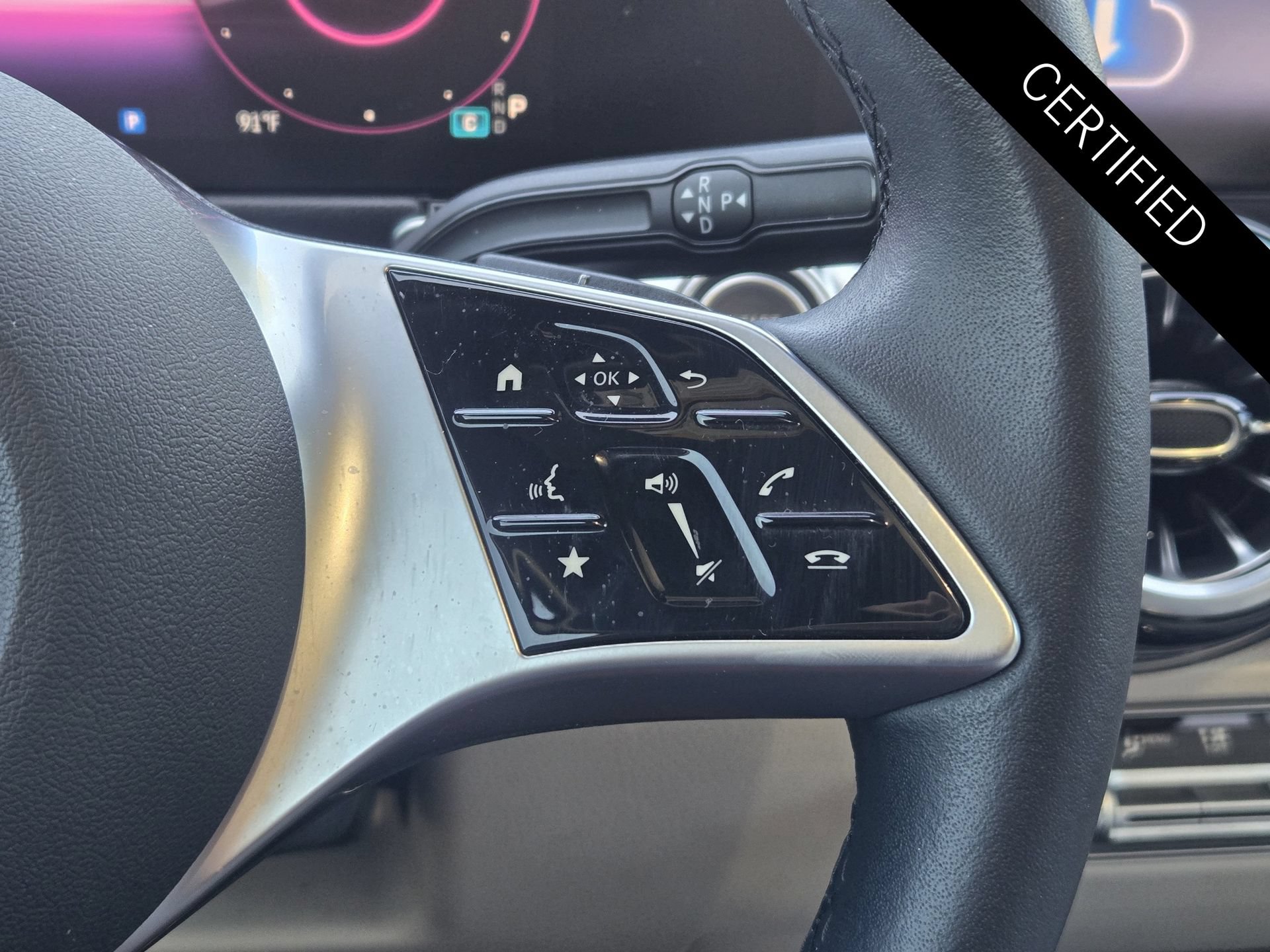 Used 2025 Mercedes-Benz EQB 300 4MATIC image 26