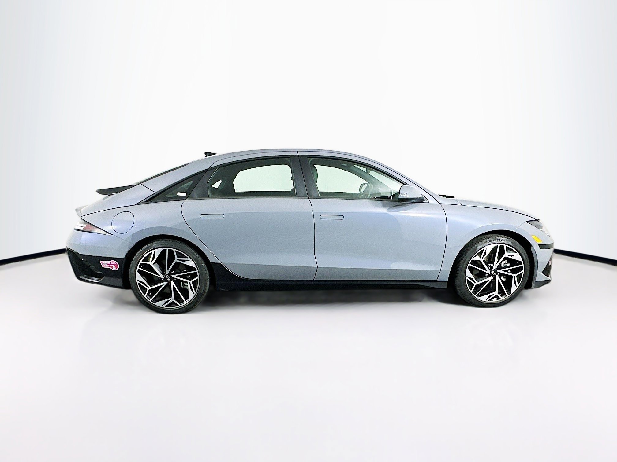 Used 2024 Hyundai Ioniq 6 SEL RWD image 10