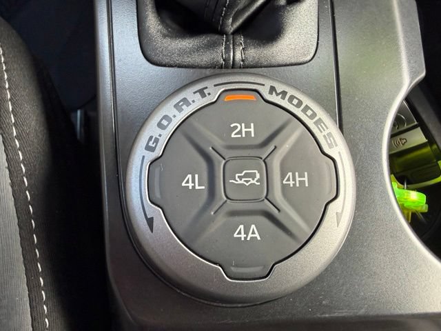 Used 2025 Ford Bronco Badlands AWD/4WD image 28