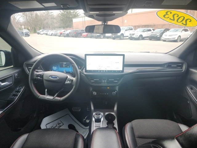 Used 2023 Ford Escape ST-Line Select w/ Tech Pack #2 image 19