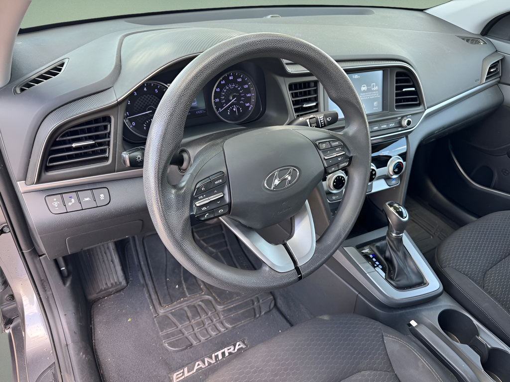 Used 2019 Hyundai Elantra SEL w/ Cargo Package FWD image 18