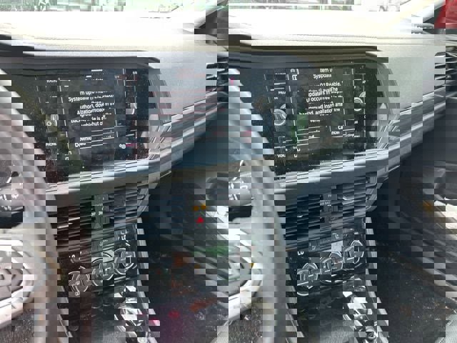 Used 2024 Volkswagen Jetta SEL image 15