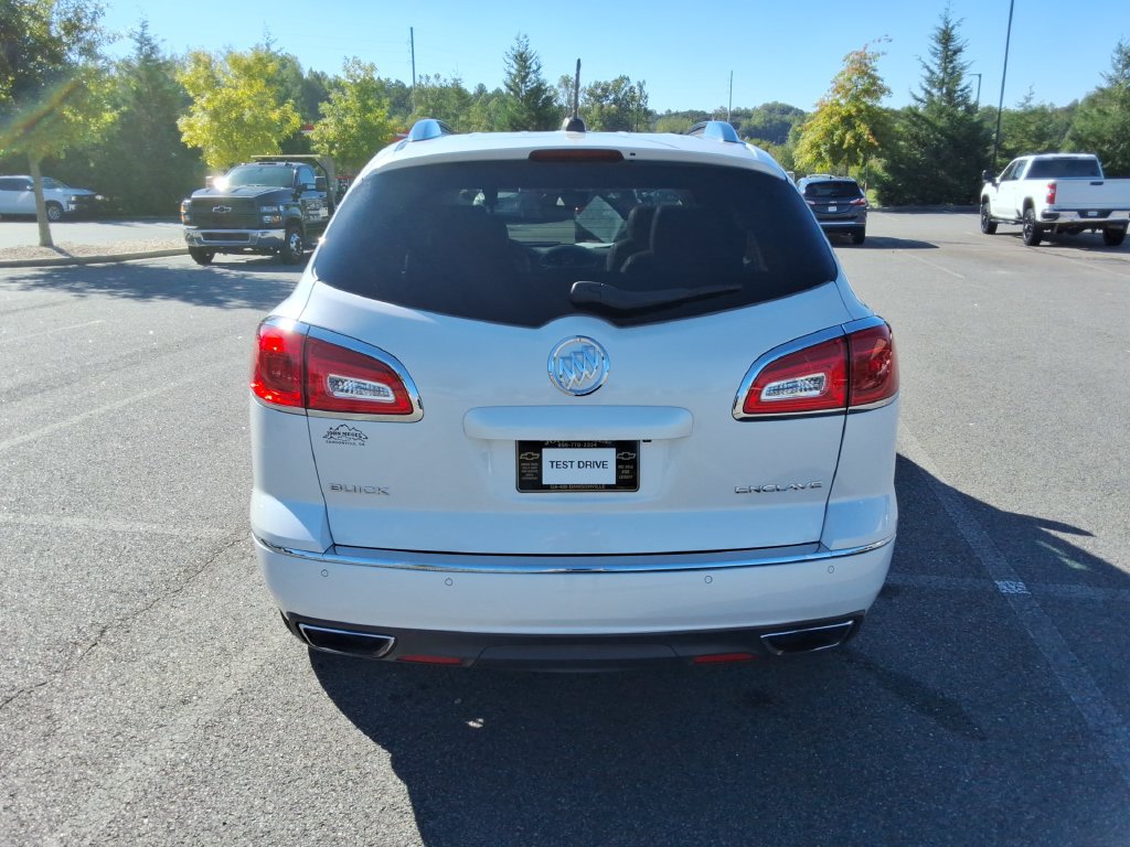Used 2017 Buick Enclave Premium w/ Experience Buick Package FWD image 6