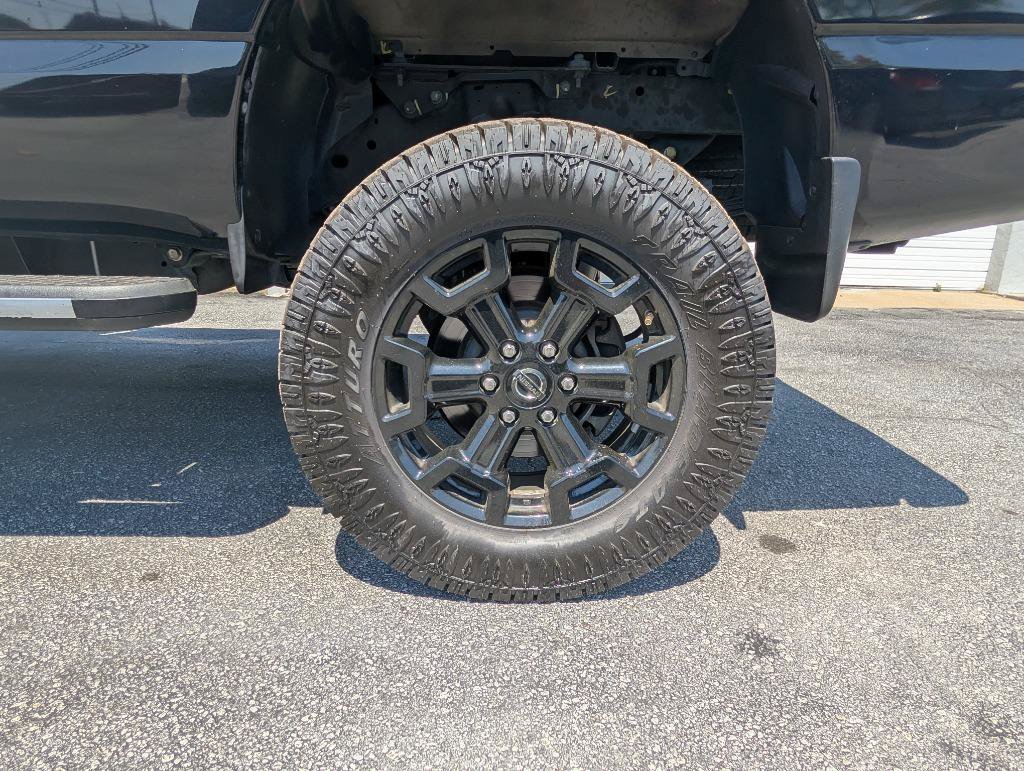 Used 2016 Nissan Titan SL AWD/4WD image 11