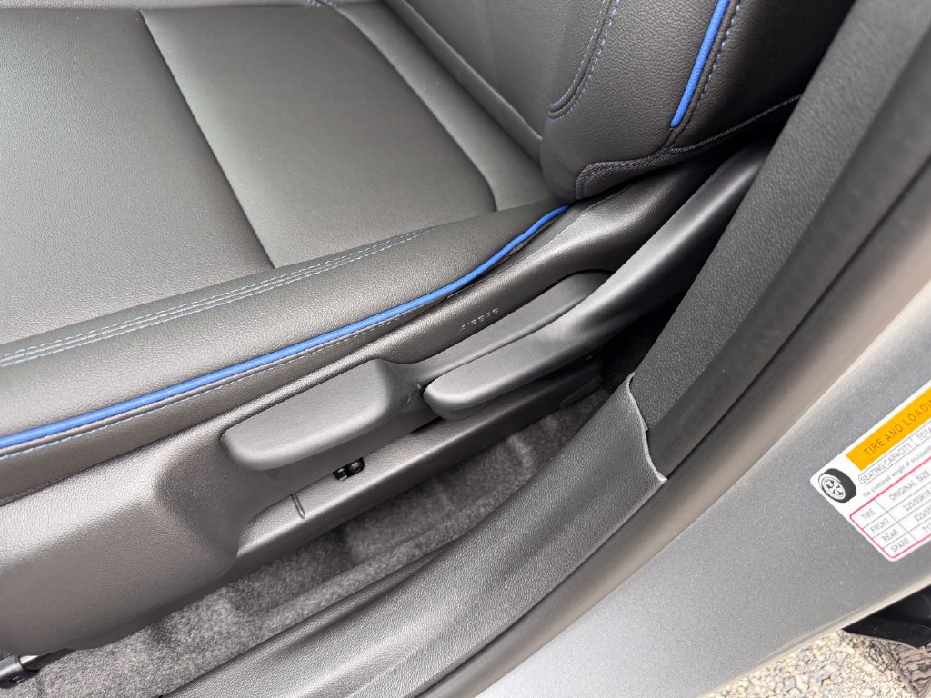 New 2026 Buick Envista Sport Touring FWD image 28