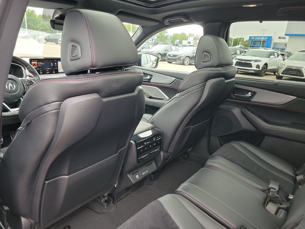 Used 2023 Acura MDX A-Spec AWD/4WD image 31