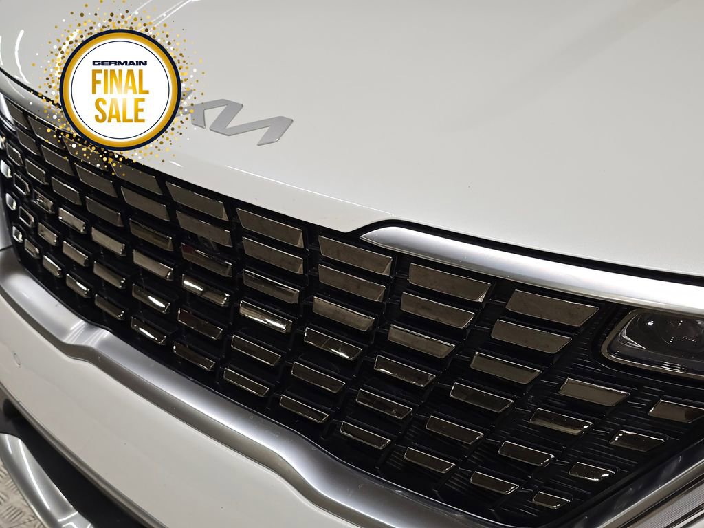 Certified 2022 Kia Carnival SX Prestige image 11