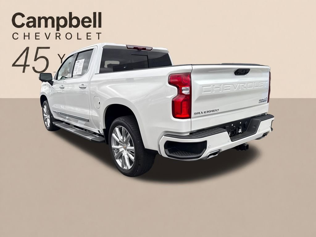 Used 2025 Chevrolet Silverado 1500 High Country w/ High Country Premium Package AWD/4WD image 3