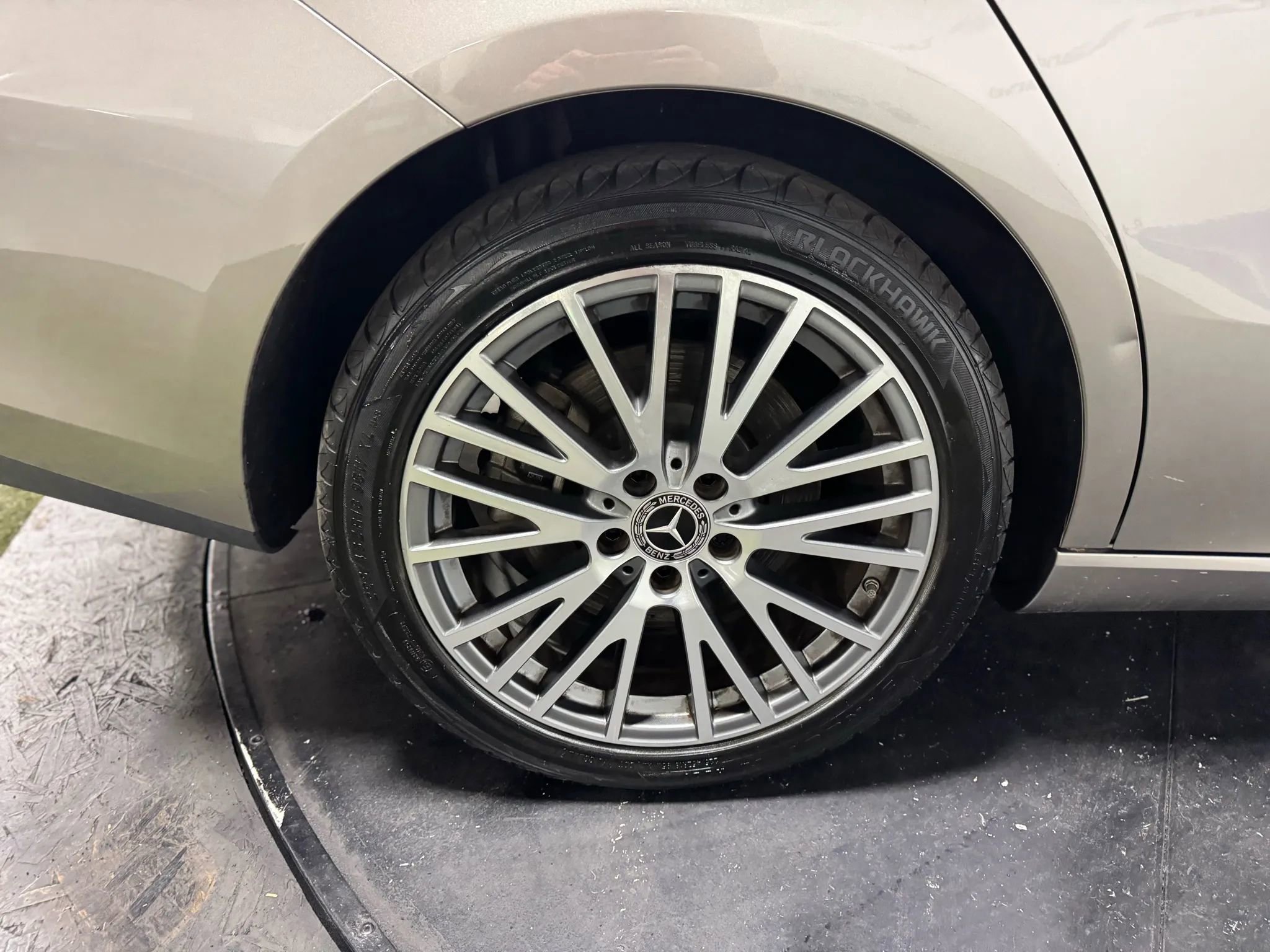 Used 2020 Mercedes-Benz CLA 250 4MATIC image 9