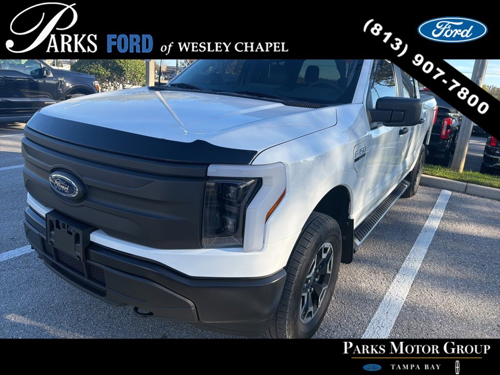 Used 2023 Ford F150 Lightning Pro image 3