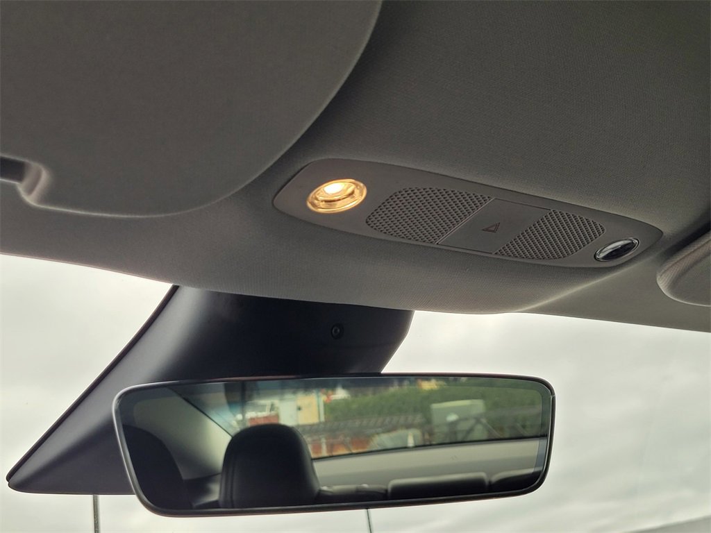 Used 2018 Tesla Model 3 Long Range image 29