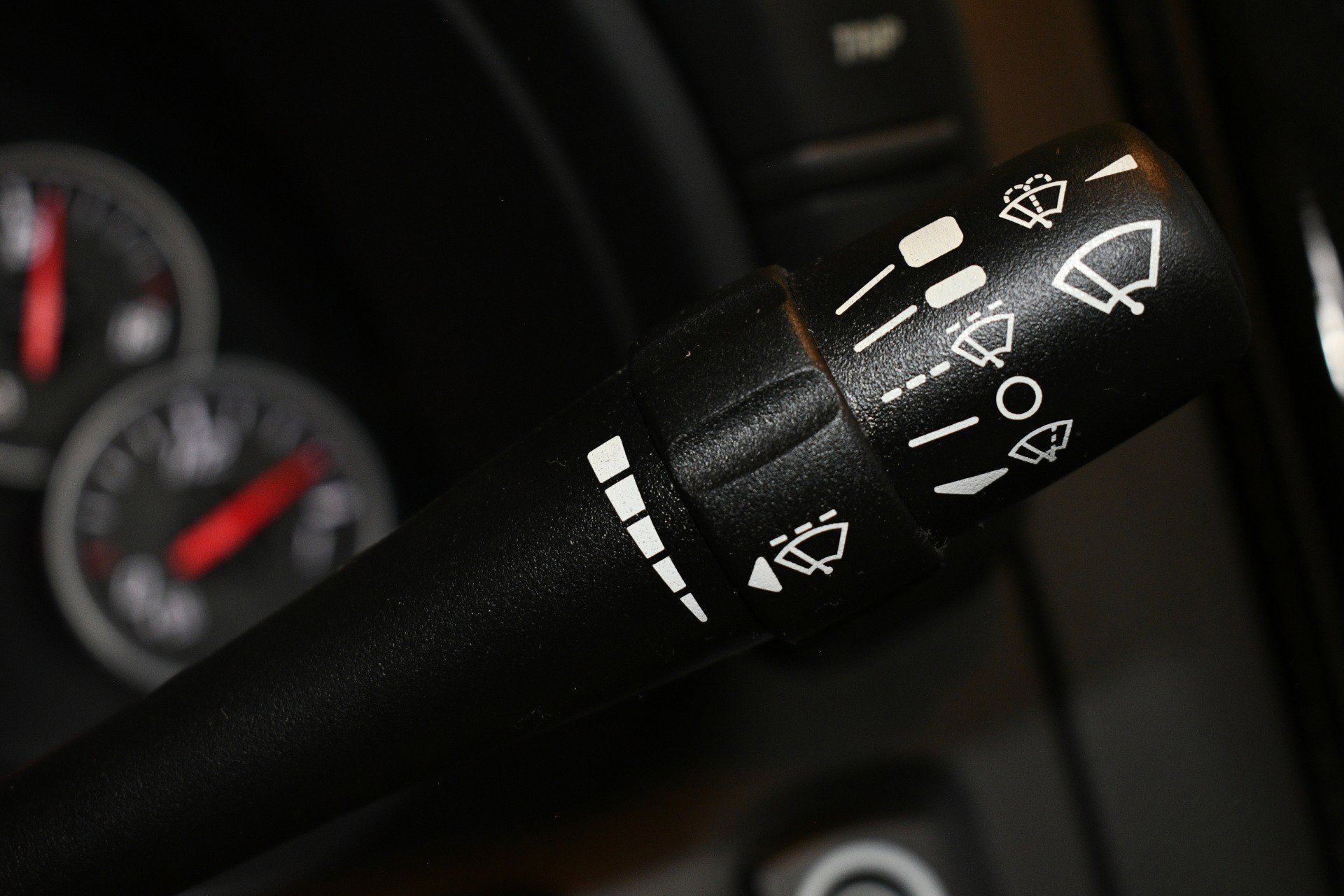 Used 2011 Chevrolet Corvette Grand Sport w/ Preferred Equipment Group image 30