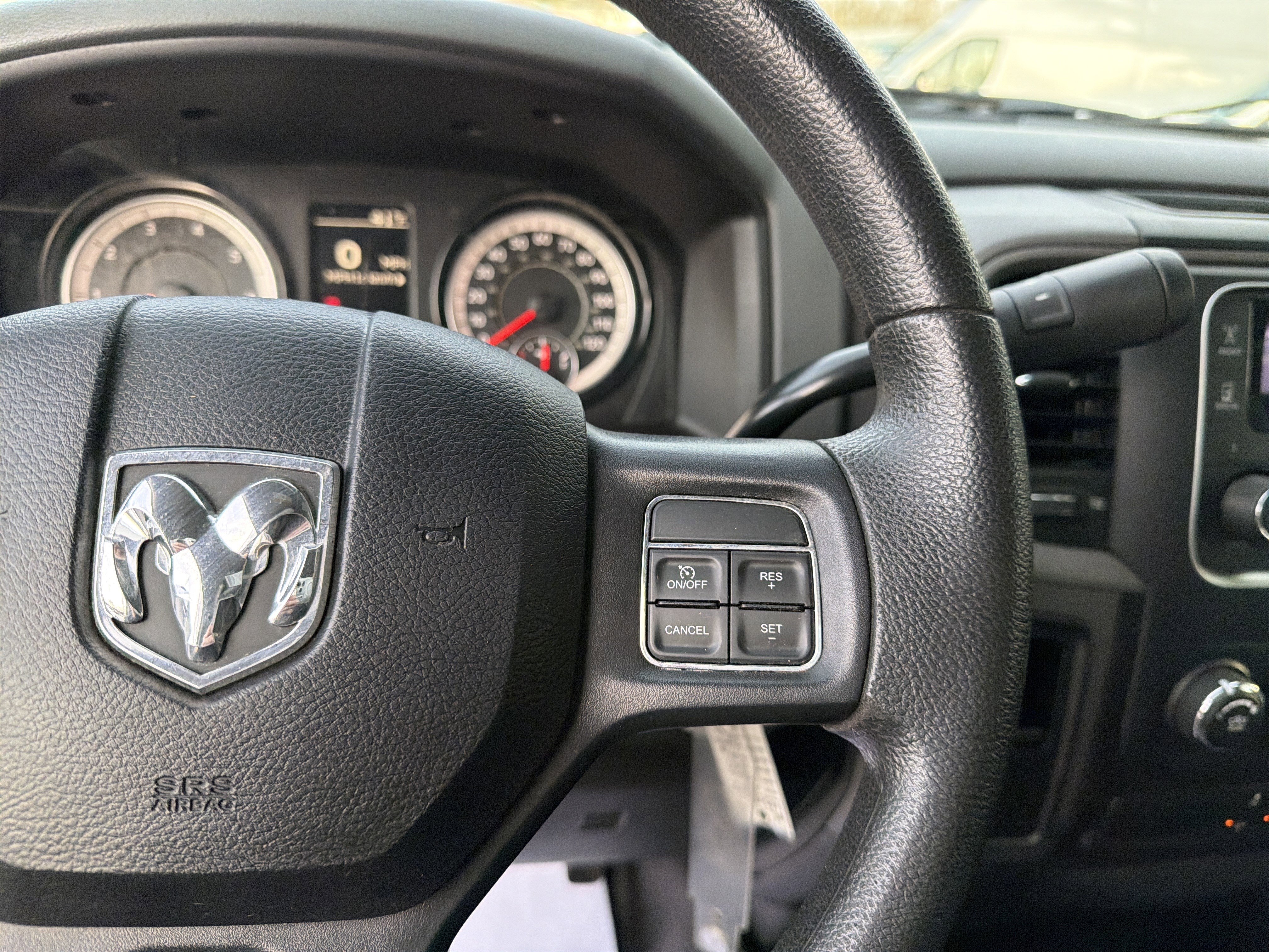 Used 2018 RAM 3500 Tradesman w/ Power & Remote Entry Group image 25