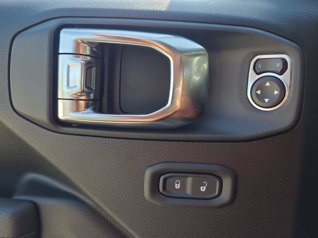 New 2025 Jeep Gladiator Mojave image 22