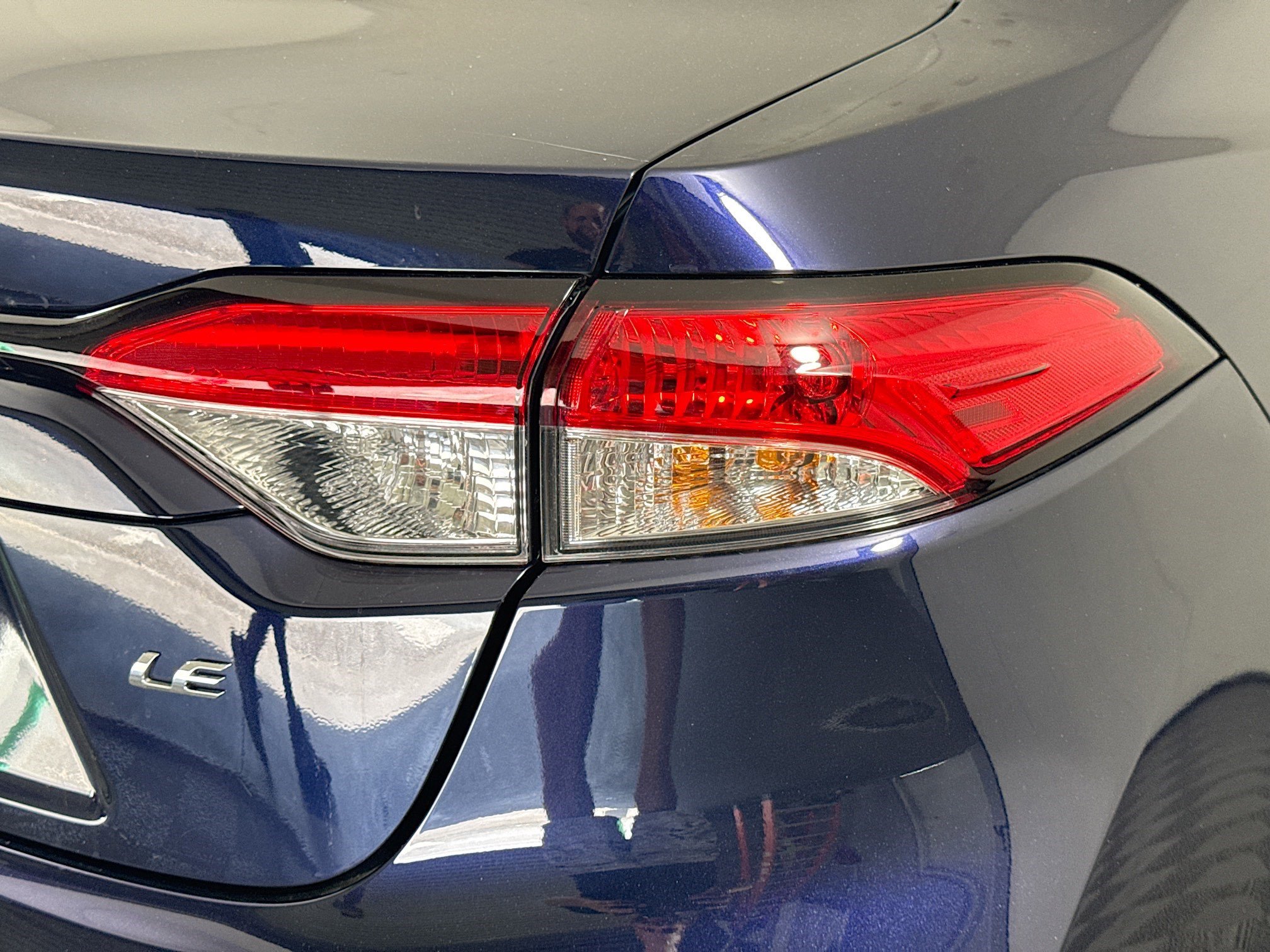 Used 2025 Toyota Corolla LE image 33