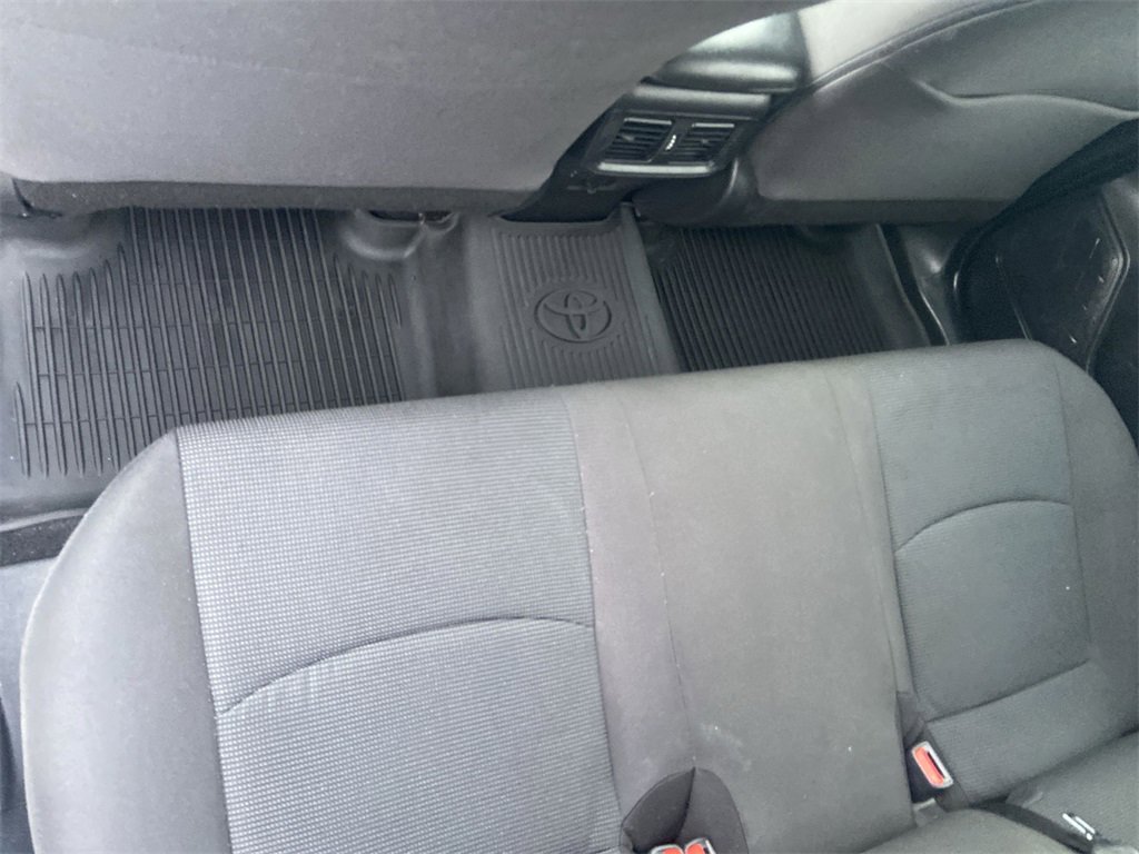 Used 2022 Toyota RAV4 LE image 34