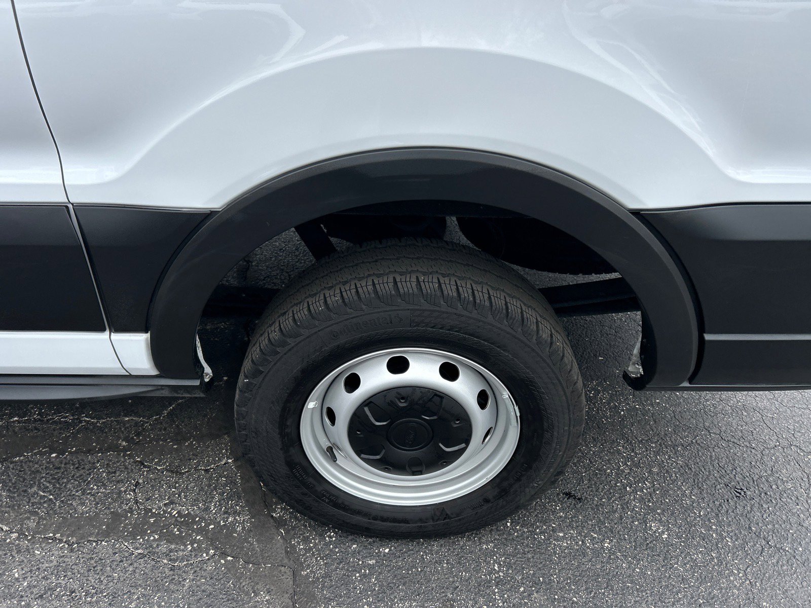 Certified 2024 Ford Transit 250 Low Roof w/ Load Area Protection Package image 25