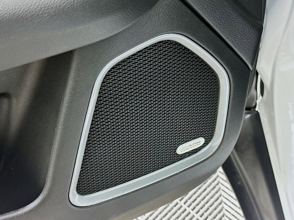 Certified 2022 Jeep Compass Latitude w/ Sun and Sound Group image 29