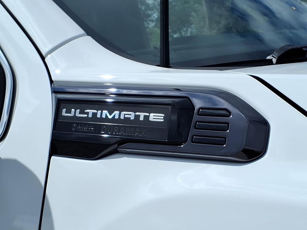 Used 2025 GMC Sierra 3500 Denali Ultimate AWD/4WD image 17
