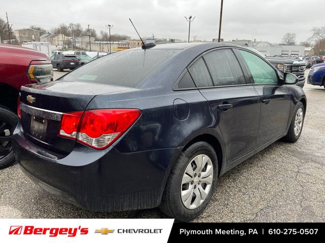 Used 2016 Chevrolet Cruze LS image 2
