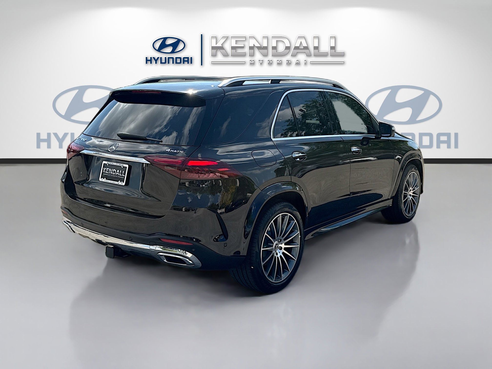 Used 2024 Mercedes-Benz GLE 450 4MATIC image 6