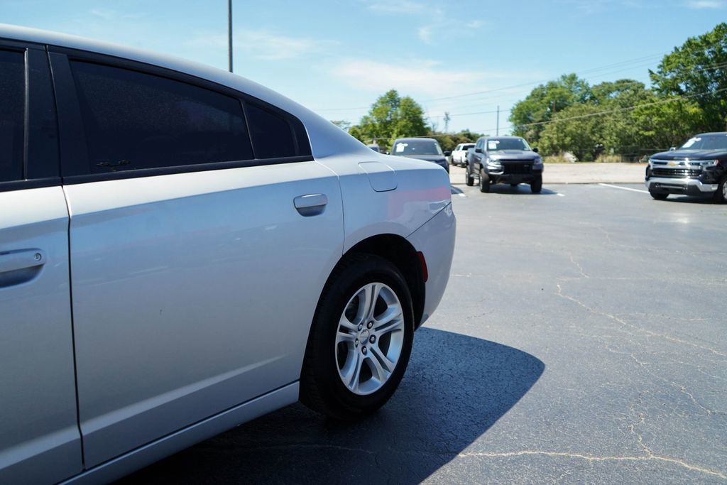 Used 2022 Dodge Charger SXT image 14
