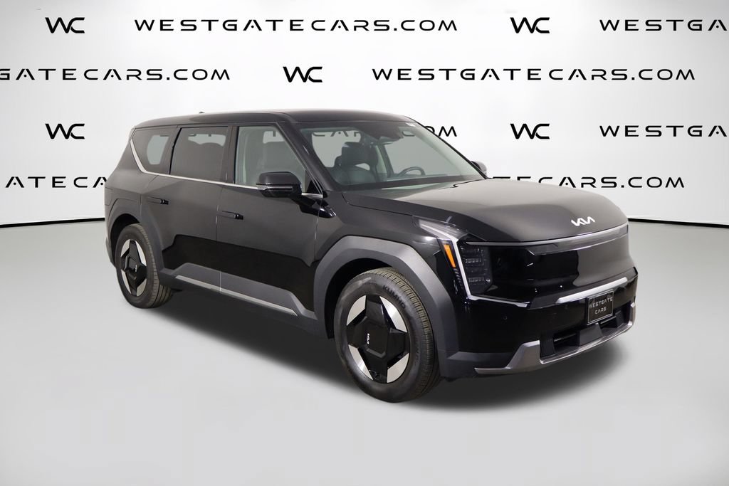 Used 2024 Kia EV9 Light Long Range RWD image 40