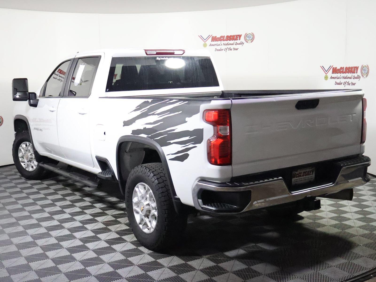 Used 2021 Chevrolet Silverado 2500 LT w/ Z71 Off-Road Package AWD/4WD image 12