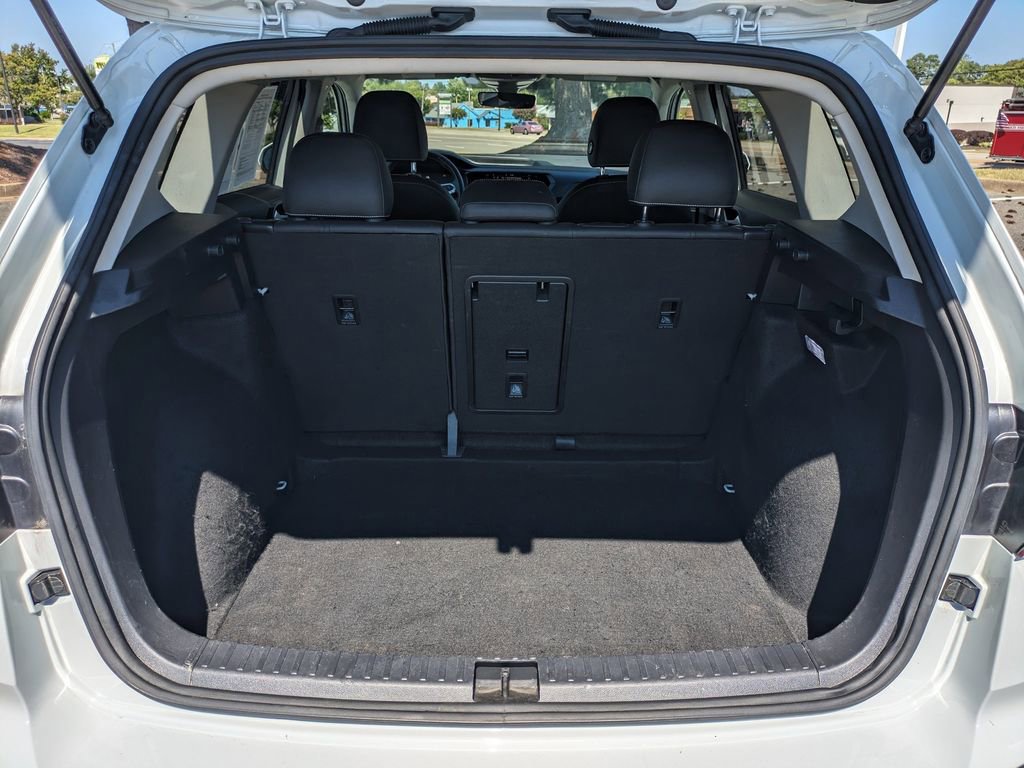 Used 2024 Volkswagen Taos SE FWD image 13