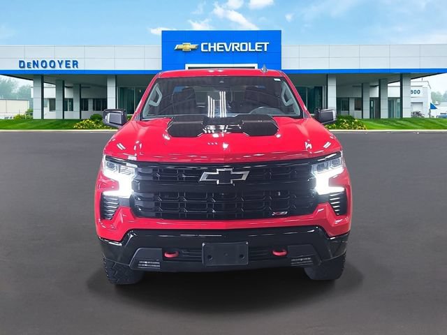 Used 2022 Chevrolet Silverado 1500 LT Trail Boss w/ LT Trail Boss Premium Package AWD/4WD image 2