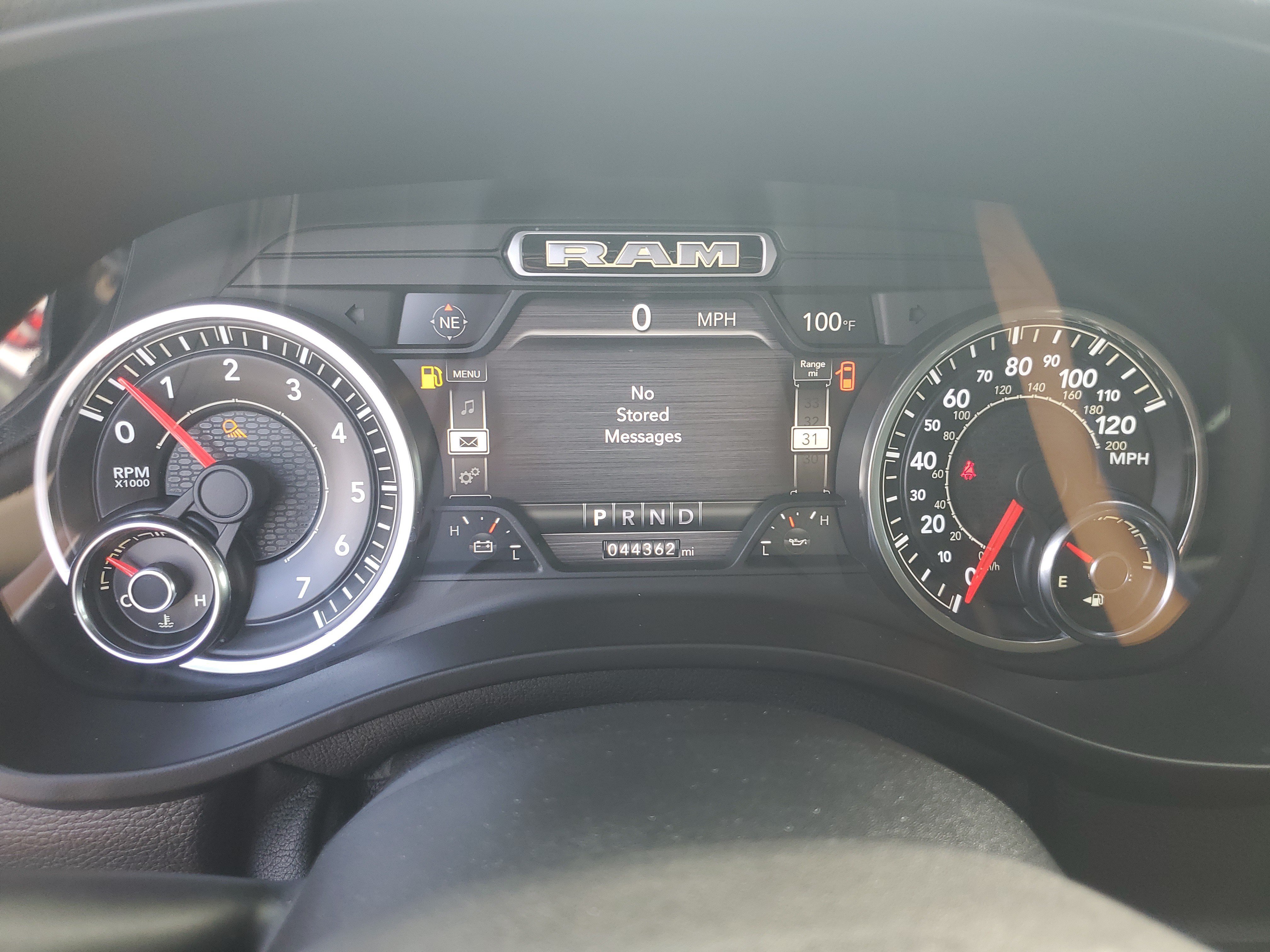 Used 2019 RAM 1500 Laramie RWD image 18