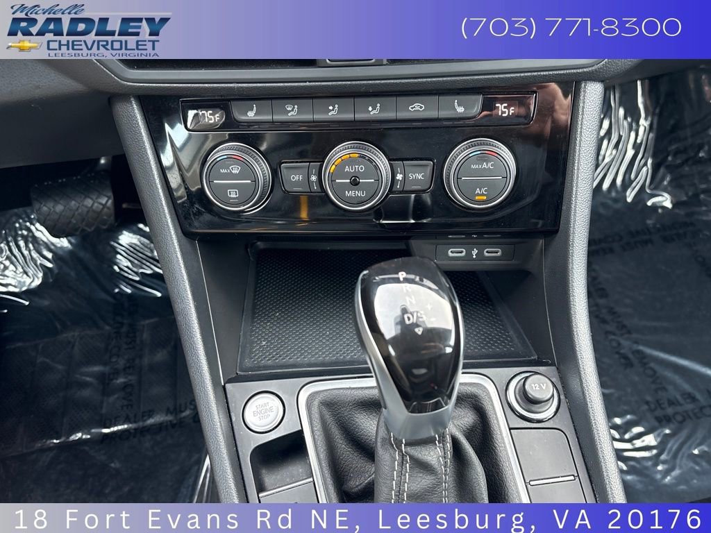 Used 2024 Volkswagen Jetta SE image 15