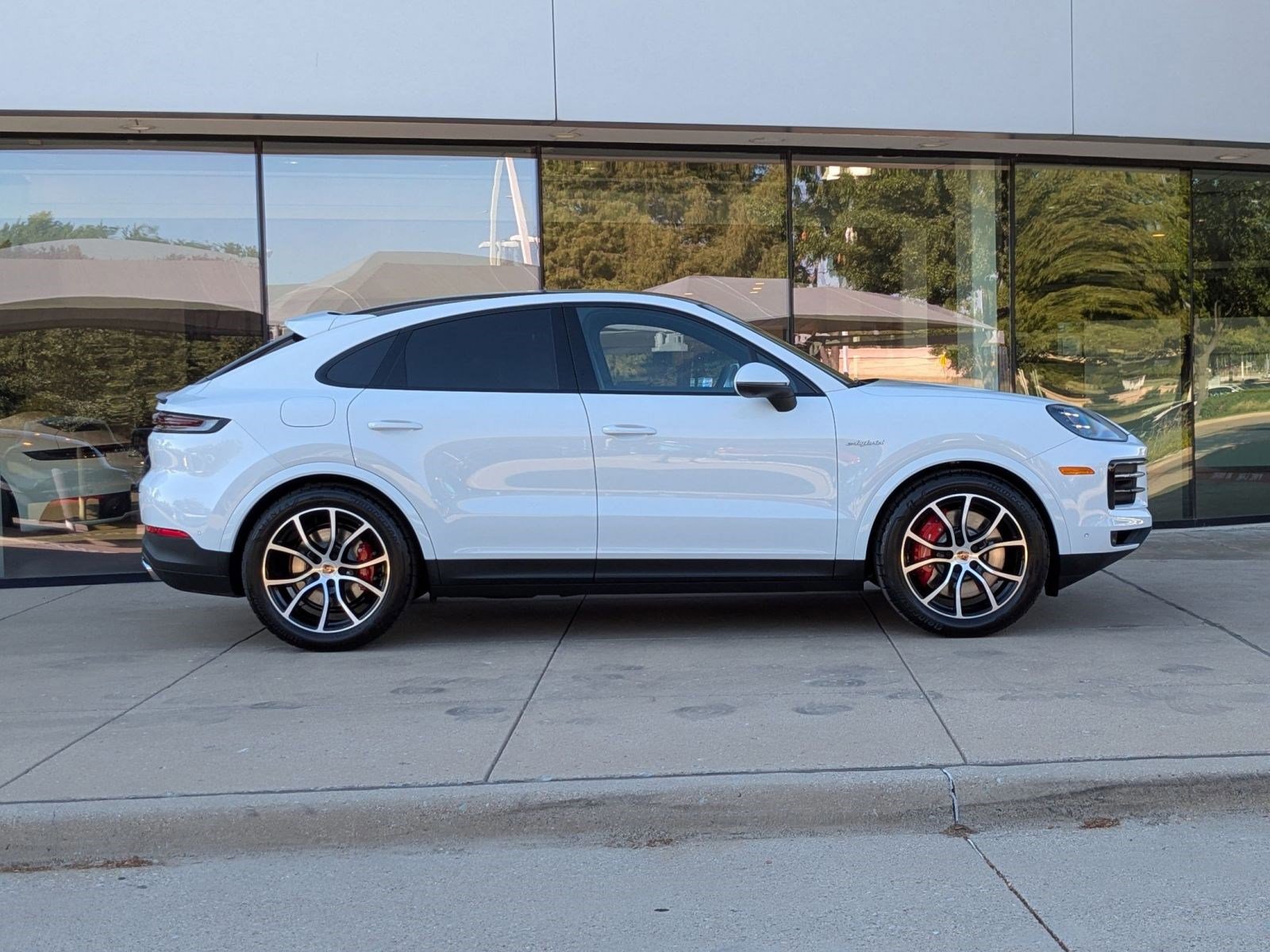 New 2026 Porsche Cayenne S image 8