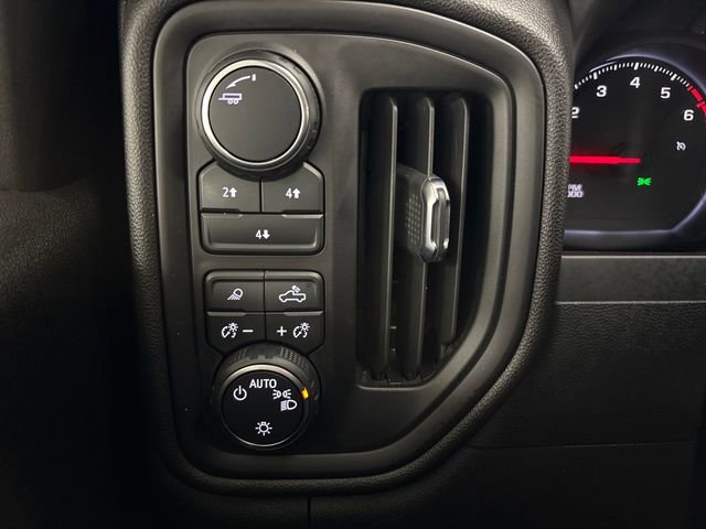 Used 2024 Chevrolet Silverado 2500 Custom w/ Custom Value Package image 48