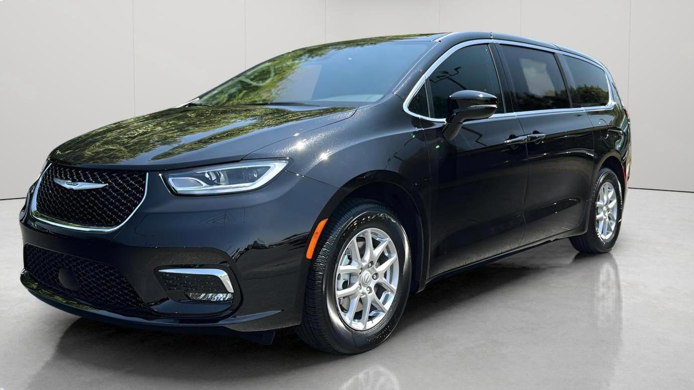 New 2026 Chrysler Pacifica Select image 10