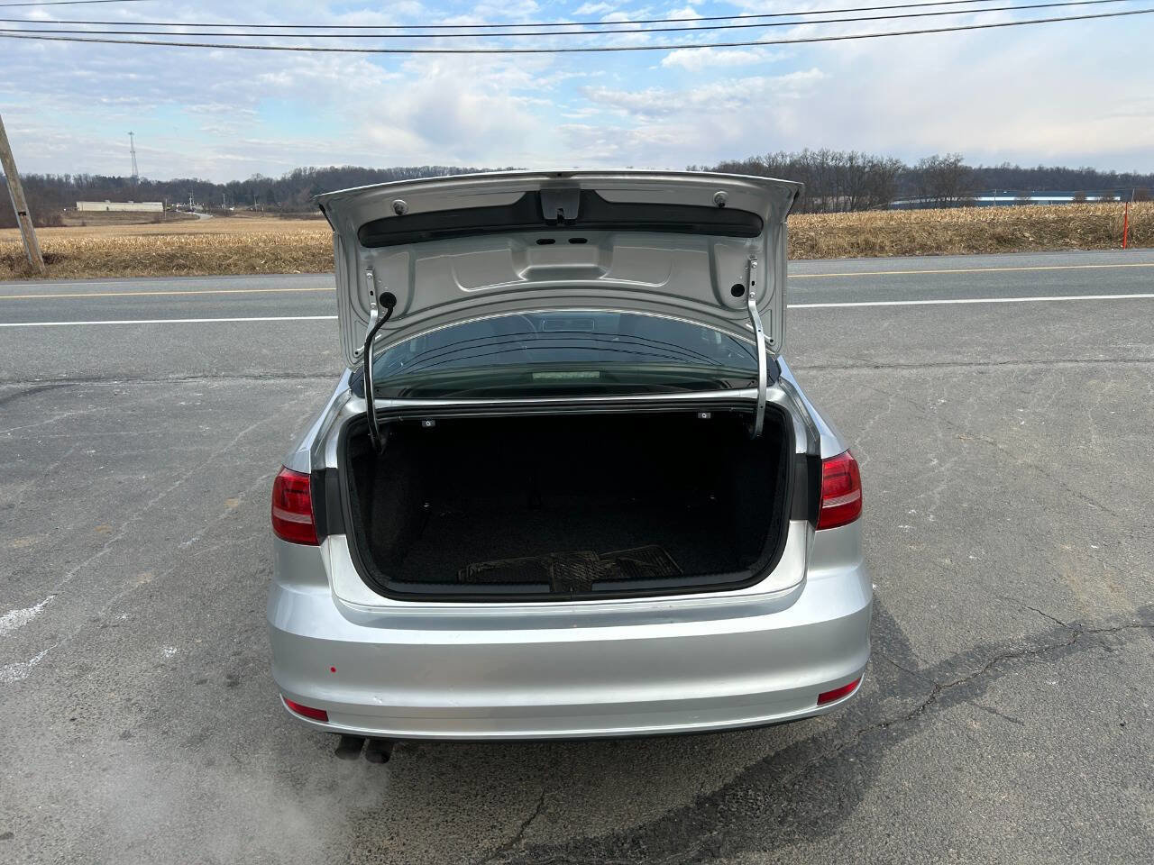 Used 2015 Volkswagen Jetta SE image 10